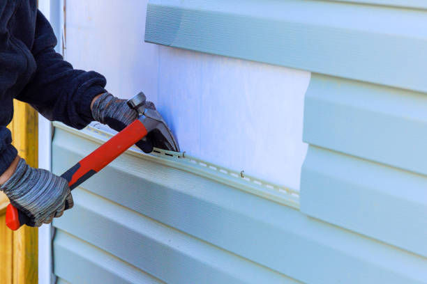 Reliable Wood Siding contractor in Washington, IL by Creative Siding